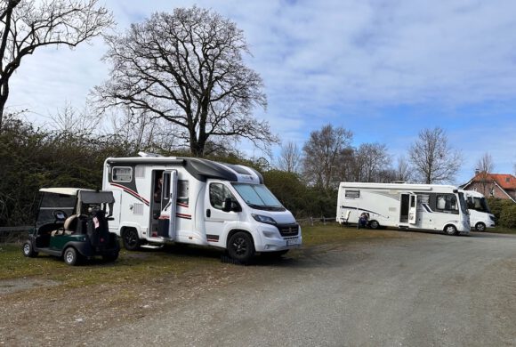 Golfanlage Schloss Lütetsburg – Golf & Wohnmobil an der Nordsee